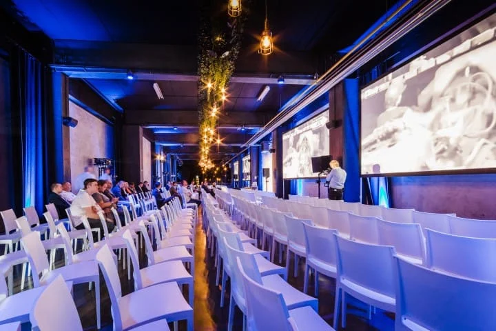 20190918094447_20190606-wittigroup-hr-004-min (Klein)