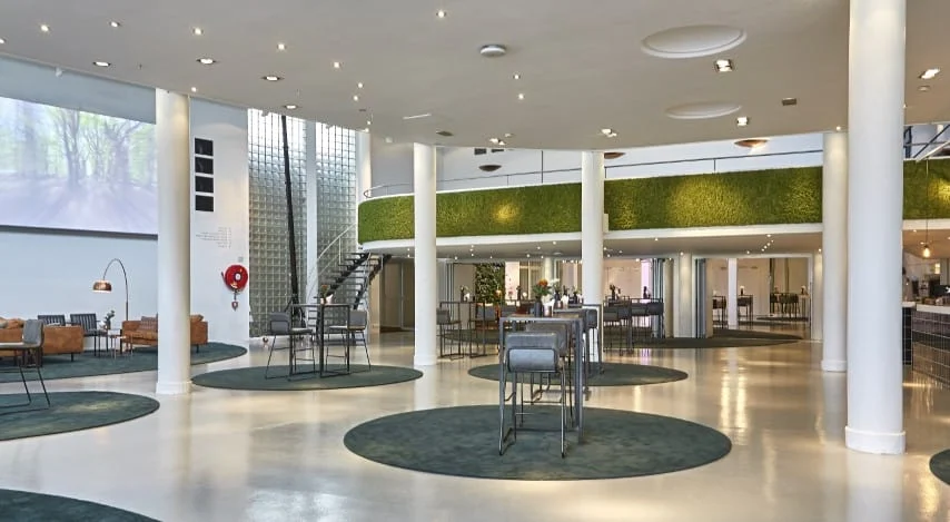 20190918124305_Green_lounge_-_green_center (Klein)