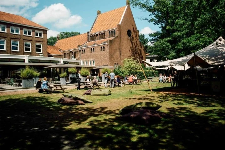 20190920133228_kontakt-der-kontinenten-buiten-2 (Small)