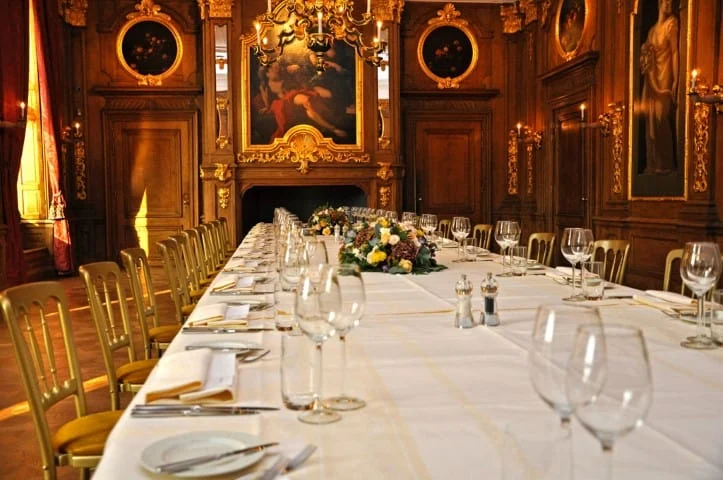 20150810145245_gouden_zaal_tafelopstelling_03 (Small)