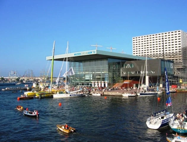 muziekgebouw_aan_t_ij (Small)